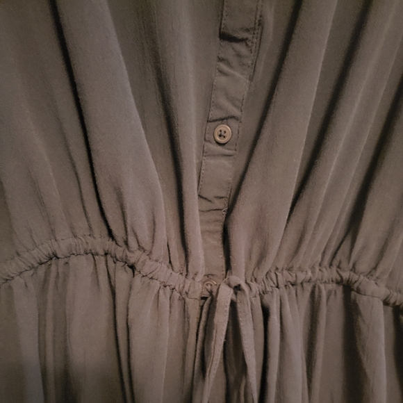 Button up Dress - Picture 2 of 4